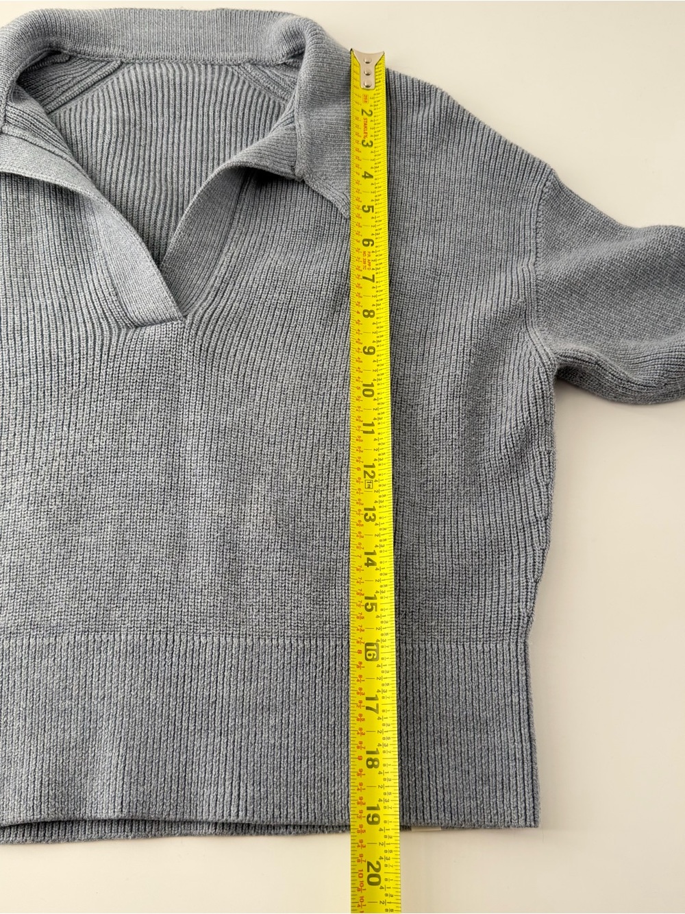 lululemon athletica Heathered Gray V-Neck Collared Sweater - Picture 5 of 7